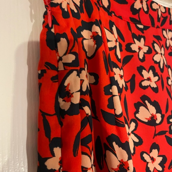Red Multi Floral Skirt Set - Picture 5 of 7